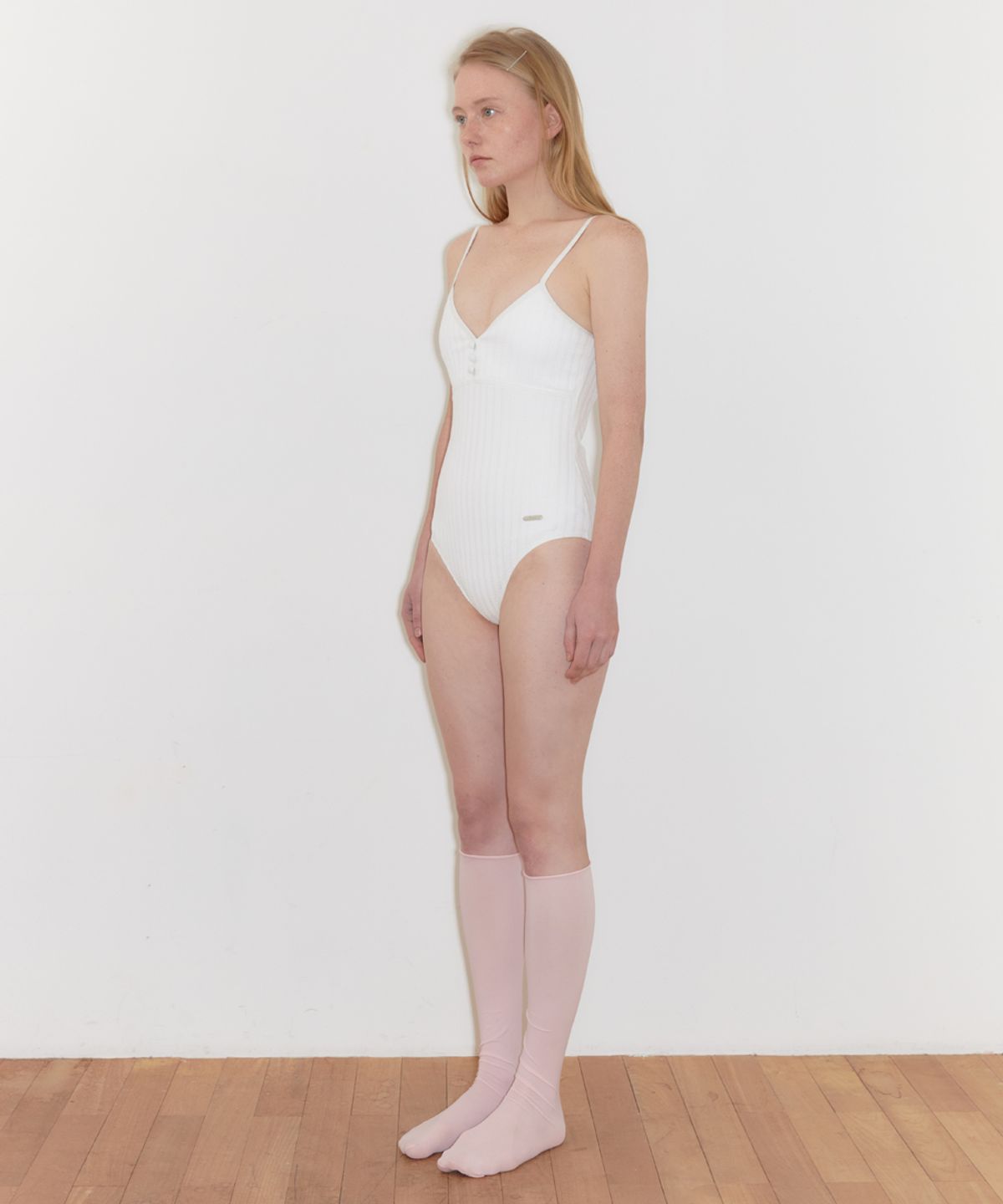 시눈(SINOON) Wave Stripe Swimsuit (White)