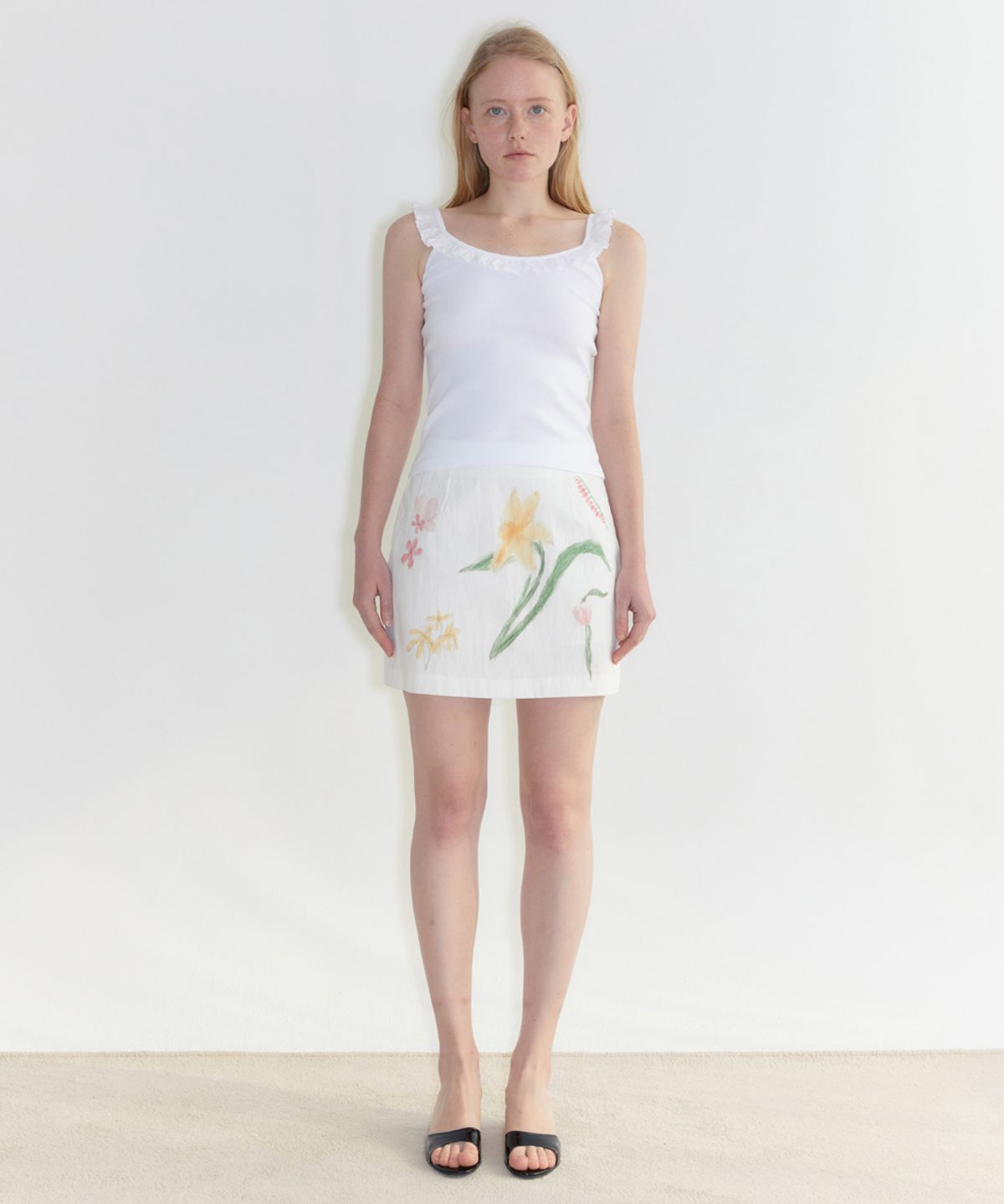 시눈(SINOON) Flower Graphic Mini Skirt (Cream)