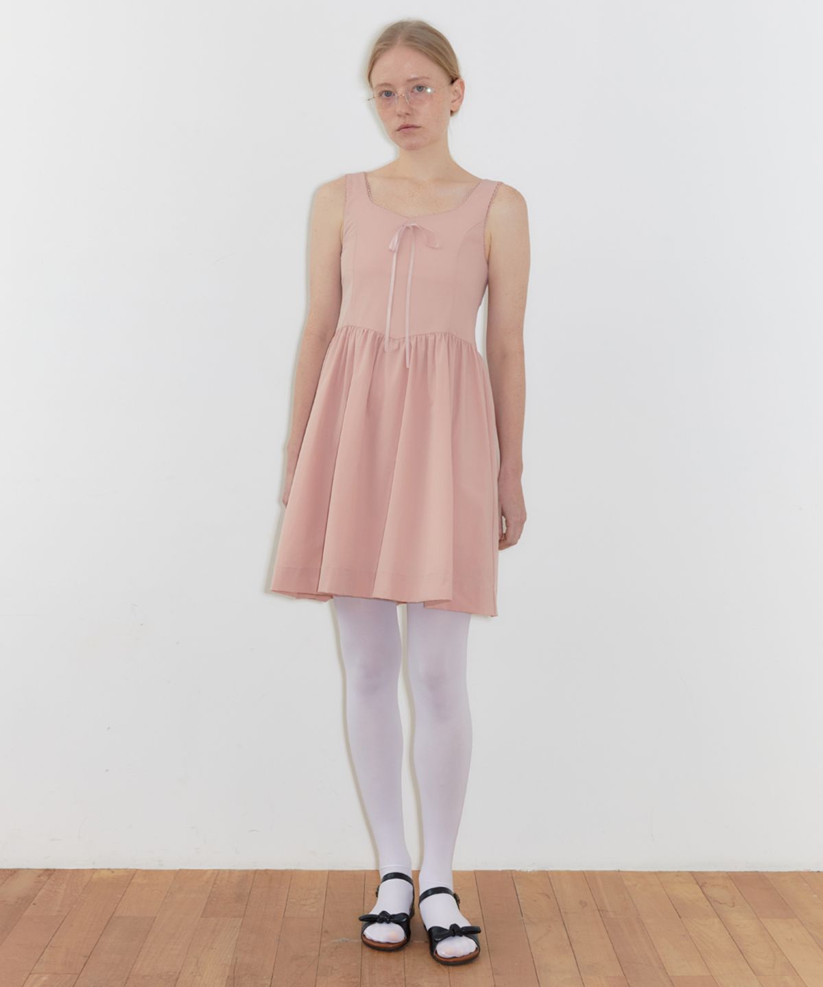시눈(SINOON) Round Shirring Sleeveless Dress (Pink)