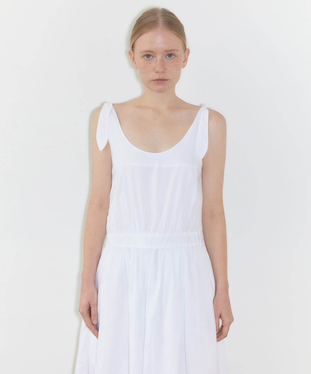 시눈(SINOON) Rabbit Tie Dress (White)