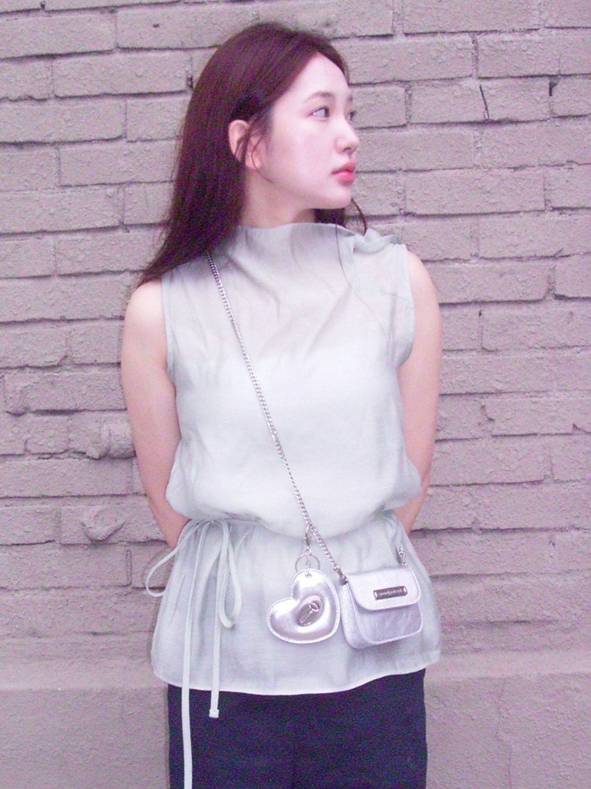 옴니포턴트(OMNIPOTENT) pin wallet bag [silver]