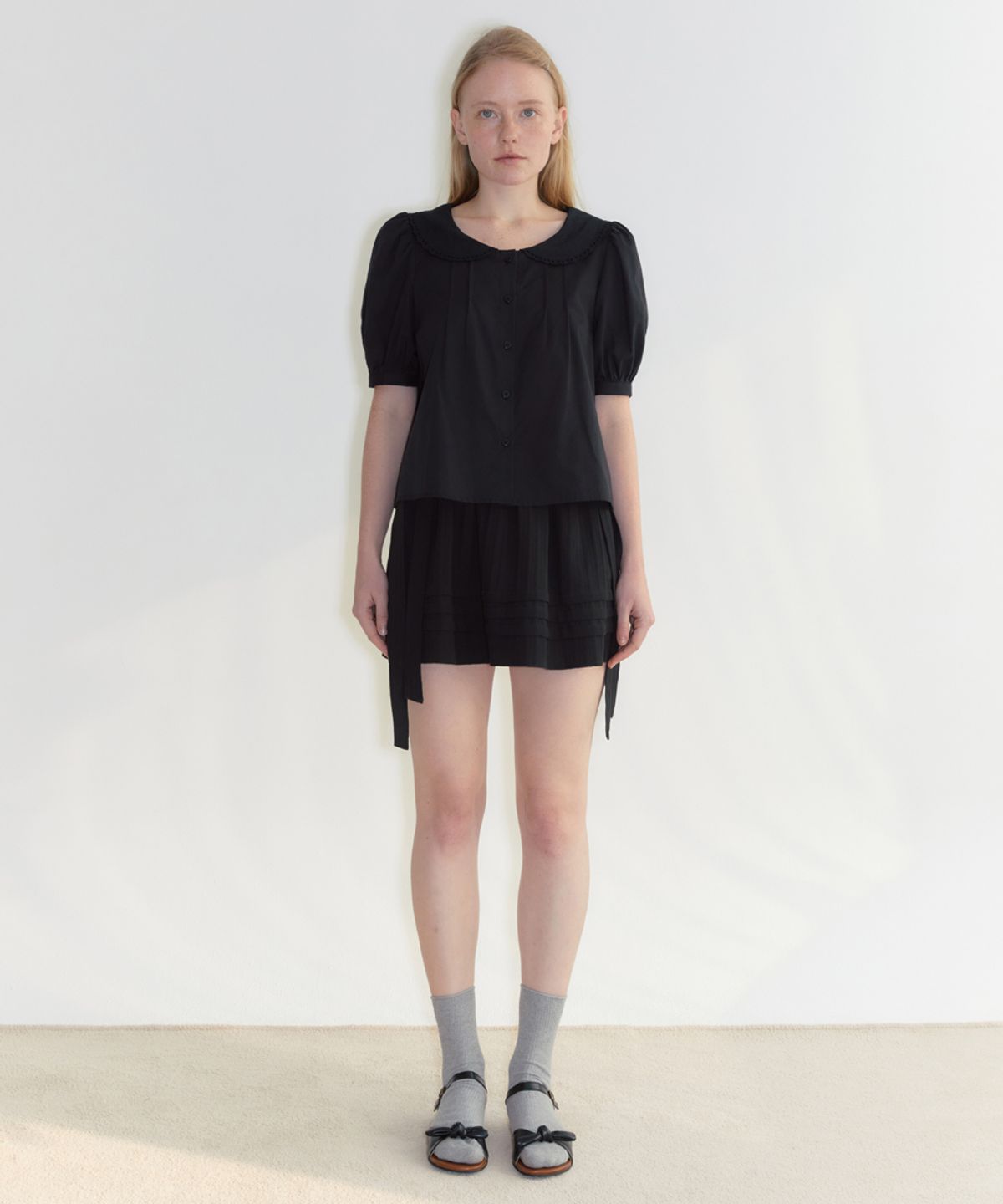 시눈(SINOON) Puff Sleeve Collar Blouse (Black)