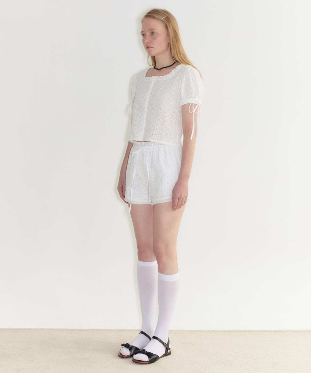 시눈(SINOON) Eyelet Blouse (White)
