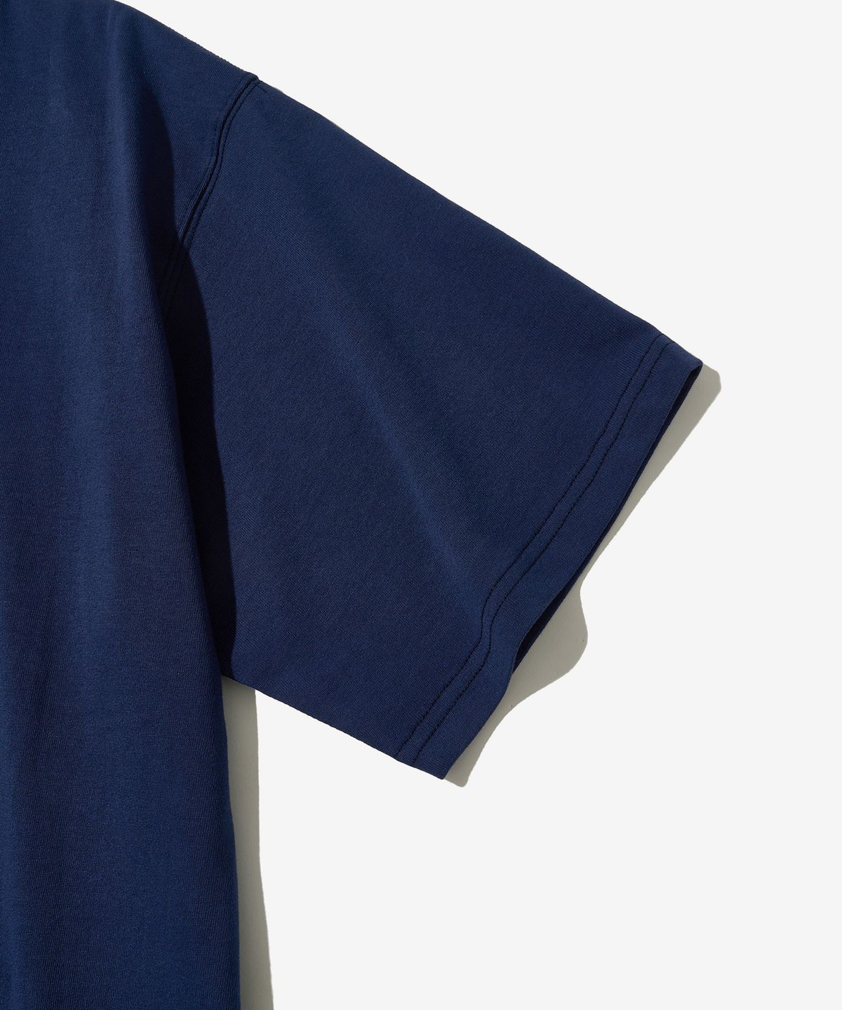 아웃스탠딩(OUTSTANDING) V.S.C TEE(SUNRISE NEW YORK)_LIGHT NAVY