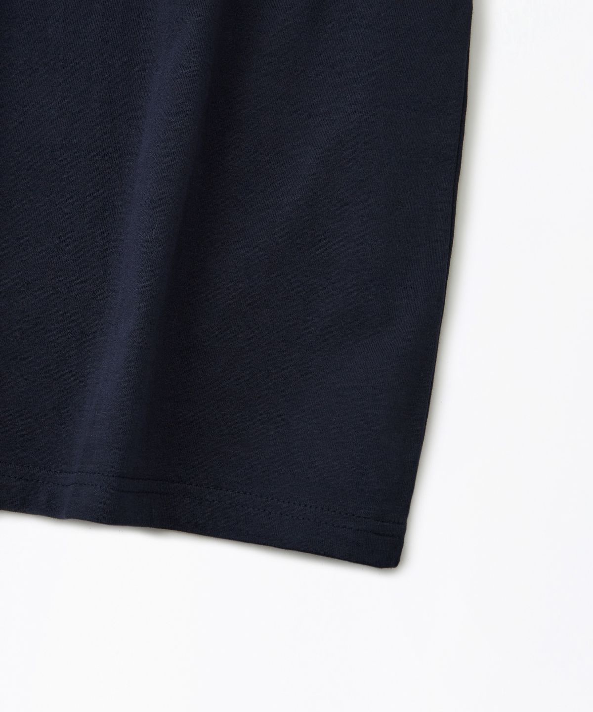 아웃스탠딩(OUTSTANDING) V.S.C TEE(NEWPORT)_NAVY