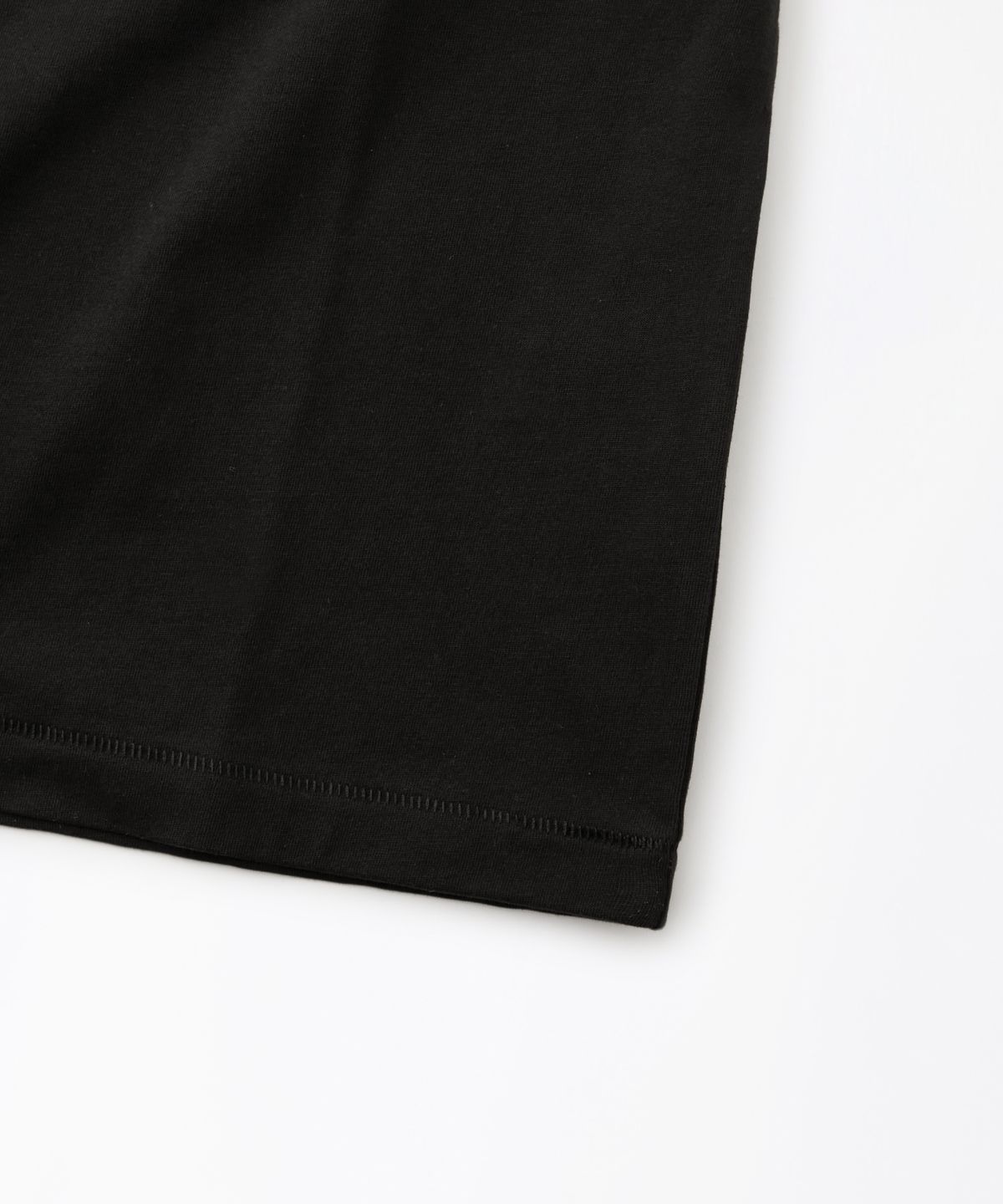 아웃스탠딩(OUTSTANDING) BASIC CREW NECK T-SHIRT_BLACK
