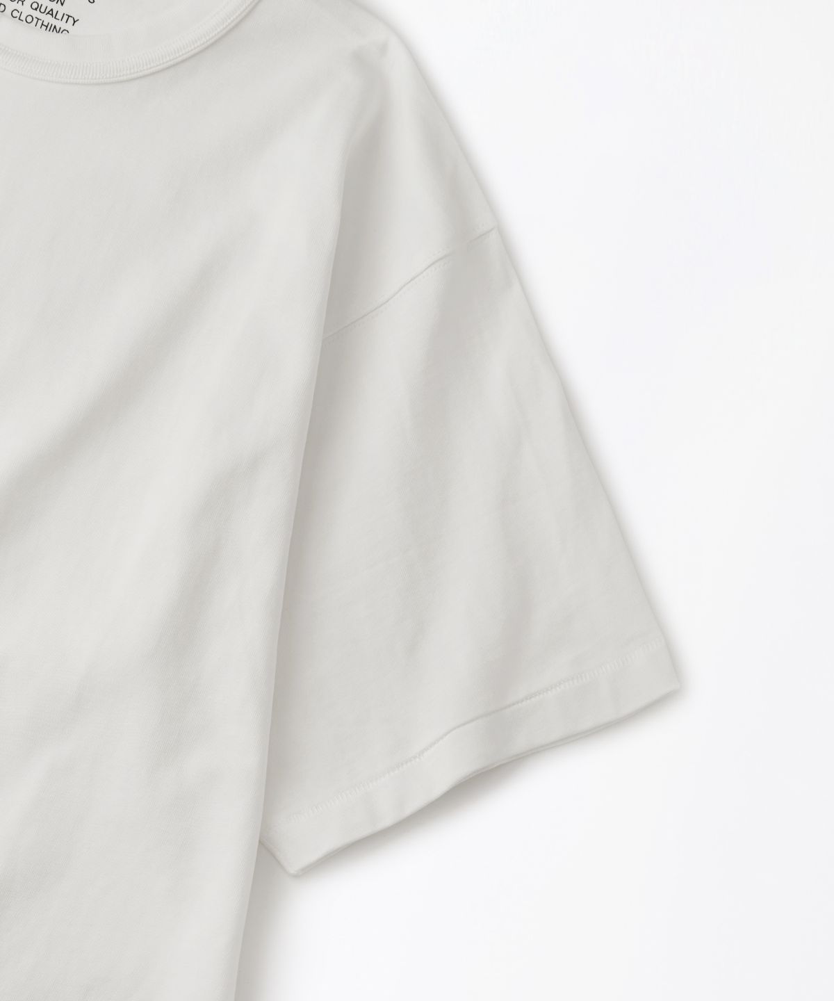 아웃스탠딩(OUTSTANDING) BASIC CREW NECK T-SHIRT_OFF WHITE