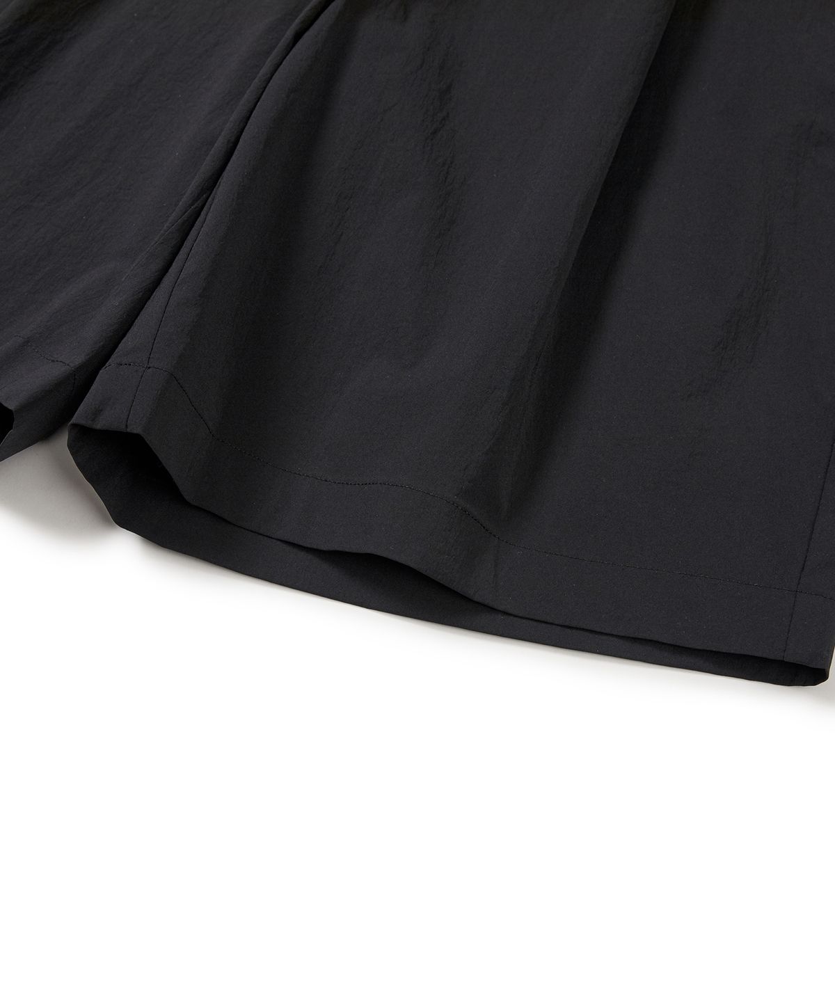 스노우피크 어패럴(SNOWPEAK APPAREL) 루트 버뮤다 와이드 반바지 Black (S24MURHP68)