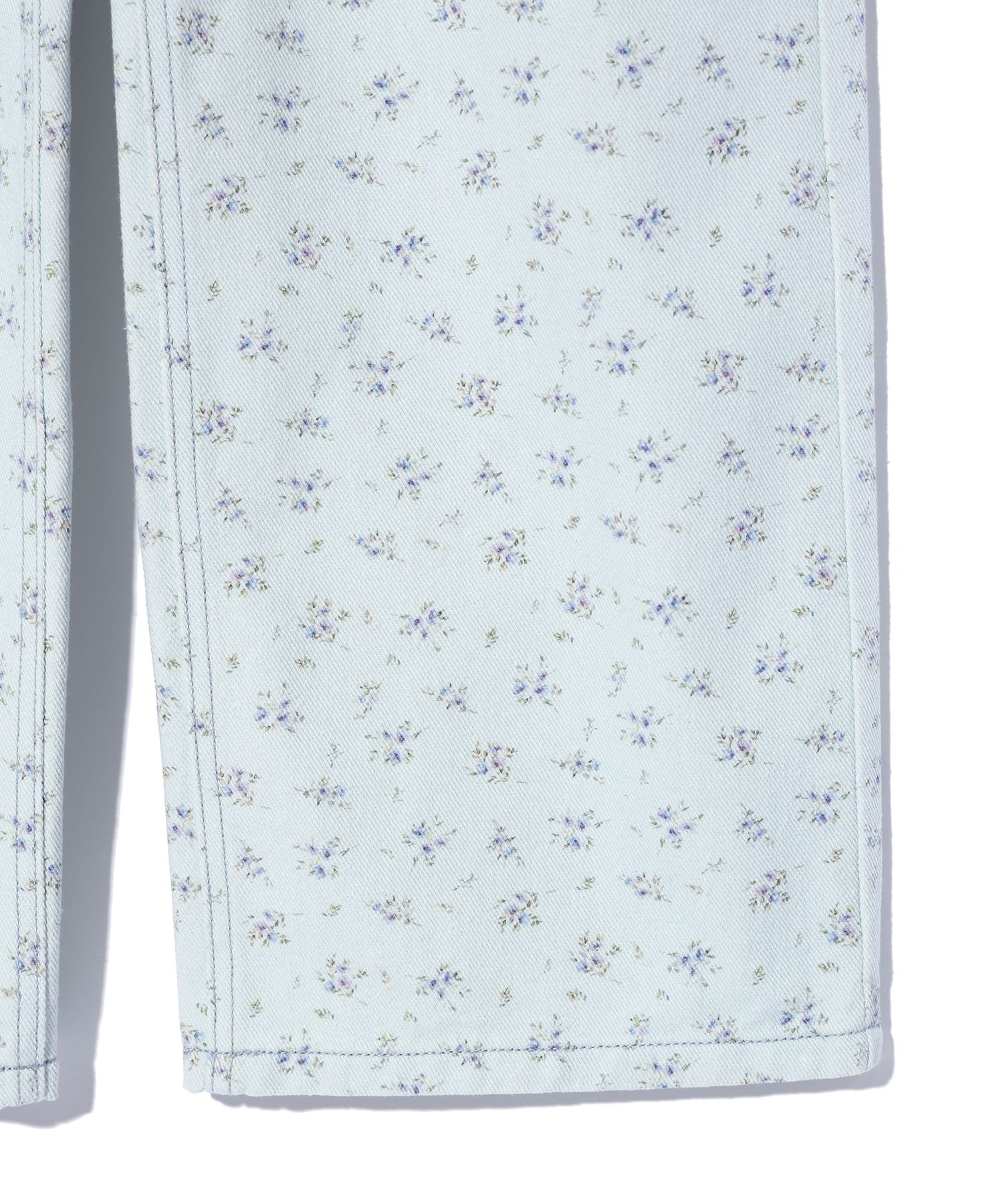 デニム・ジーパン YOUHEE FLOWER PATTERN DENIM PANTS SKY BLUE MUSINSA公式 | YOUHEE FLOWER PATTERN DENIM PANTS SKY BLUE