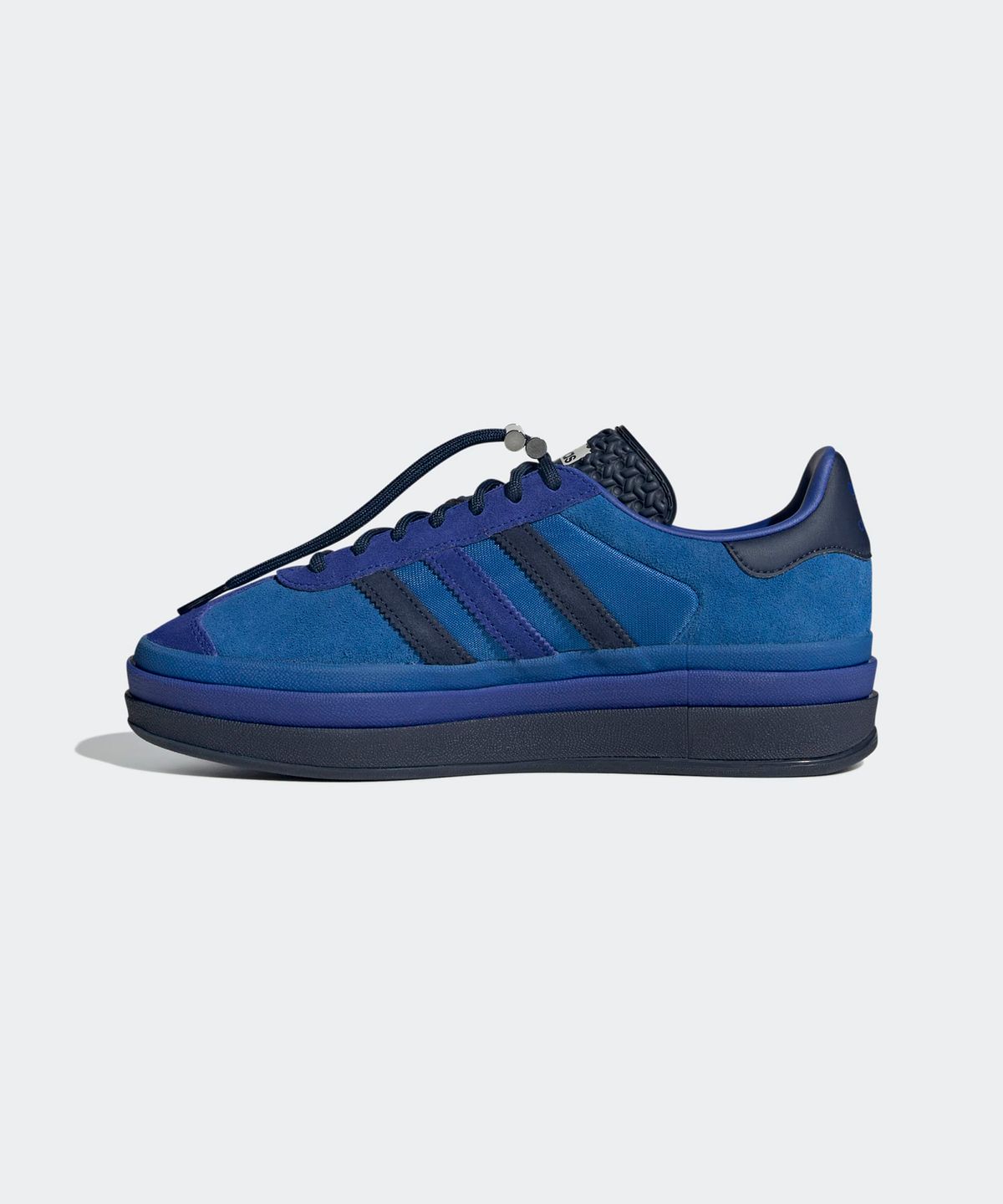 아디다스(ADIDAS) (x ORDINARY PEOPLE) 가젤 볼드 W - 블루:블랙