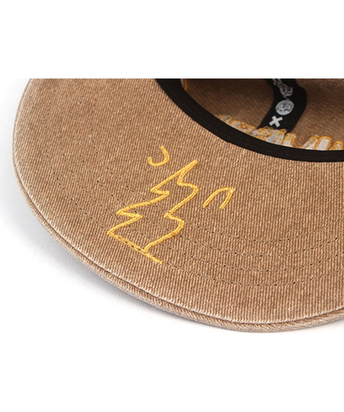유니버셜 케미스트리(UNIVERSAL CHEMISTRY) Kitch Pigment Washing Brown Strapback Cap 피그먼트모자