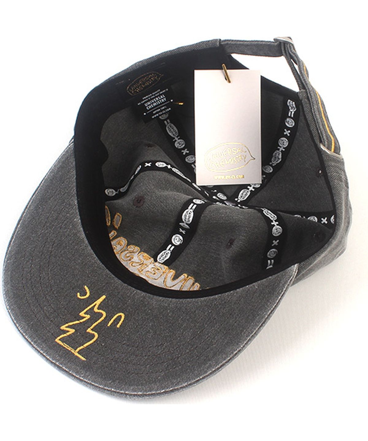 유니버셜 케미스트리(UNIVERSAL CHEMISTRY) Kitch Pigment Washing Gray Strapback Cap 피그먼트모자