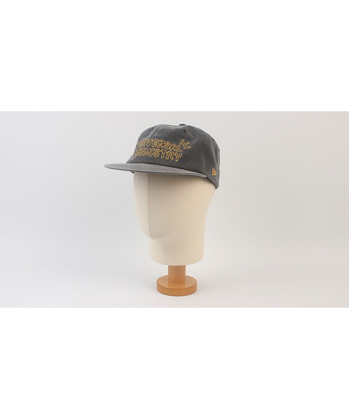 유니버셜 케미스트리(UNIVERSAL CHEMISTRY) Kitch Pigment Washing Gray Strapback Cap 피그먼트모자