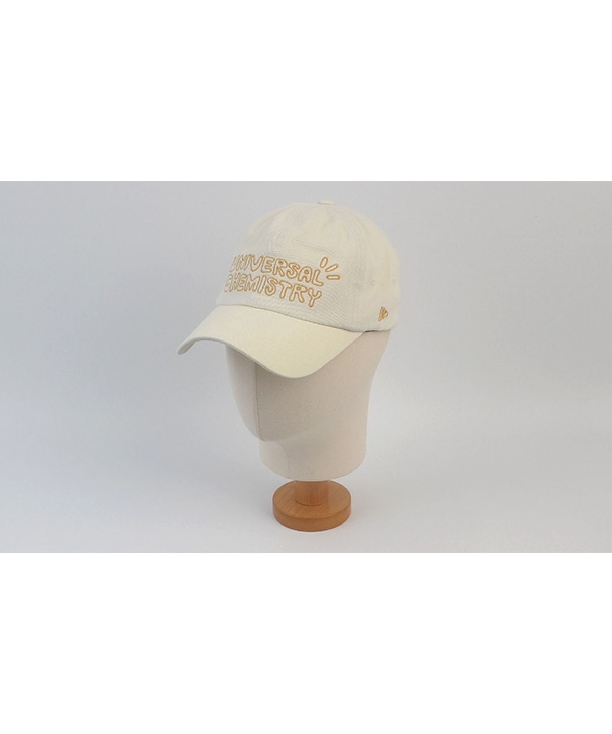 유니버셜 케미스트리(UNIVERSAL CHEMISTRY) Kitch Pigment Washing Ivory Ballcap 피그먼트모자