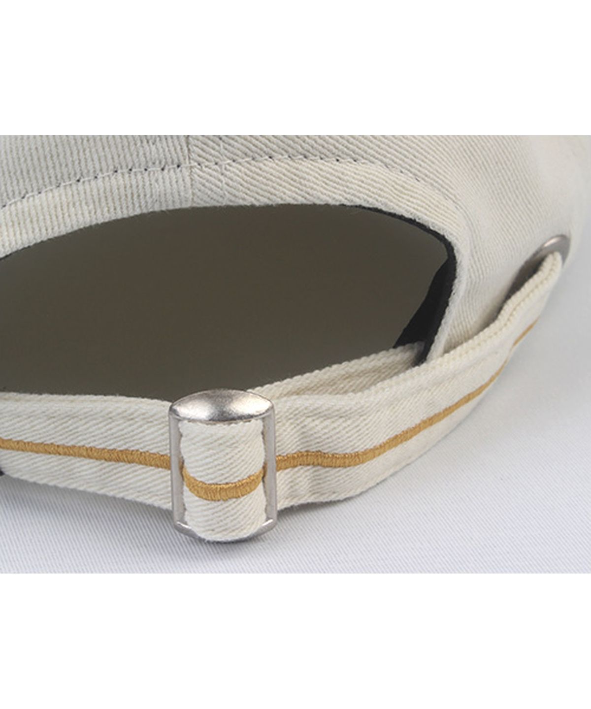 유니버셜 케미스트리(UNIVERSAL CHEMISTRY) Kitch Pigment Washing Ivory Ballcap 피그먼트모자