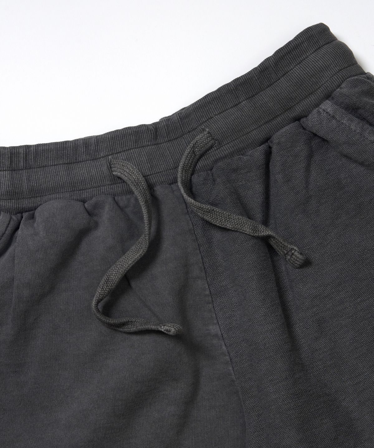 스티그마(STIGMA) Docking Insideout Pigment Short Pants Charcoal