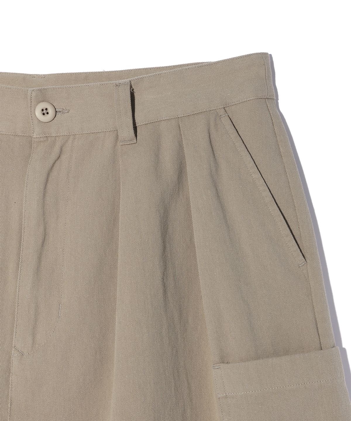사운즈라이프(SOUNDSLIFE) Two Tuck Pocket Chino Shorts Beige