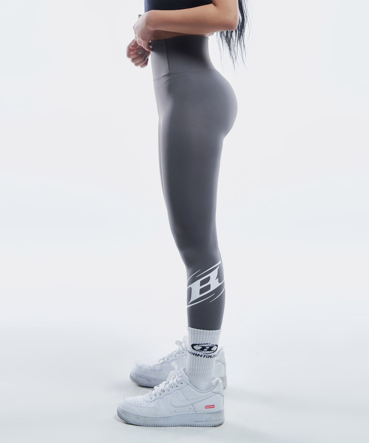 본투윈(BORN TO WIN) SYMBOL B LONG LEGGINGS [GREY]