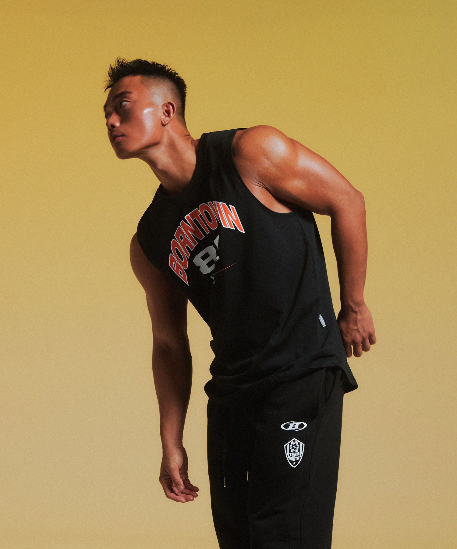 ★2024SS新作★BORN TO WIN★BIG LOGO COMFORT FIT SLEEVELESS MUSINSA | BORN TO WIN 85 GYM COMFORT FIT SLEEVELESS [BLACK]
