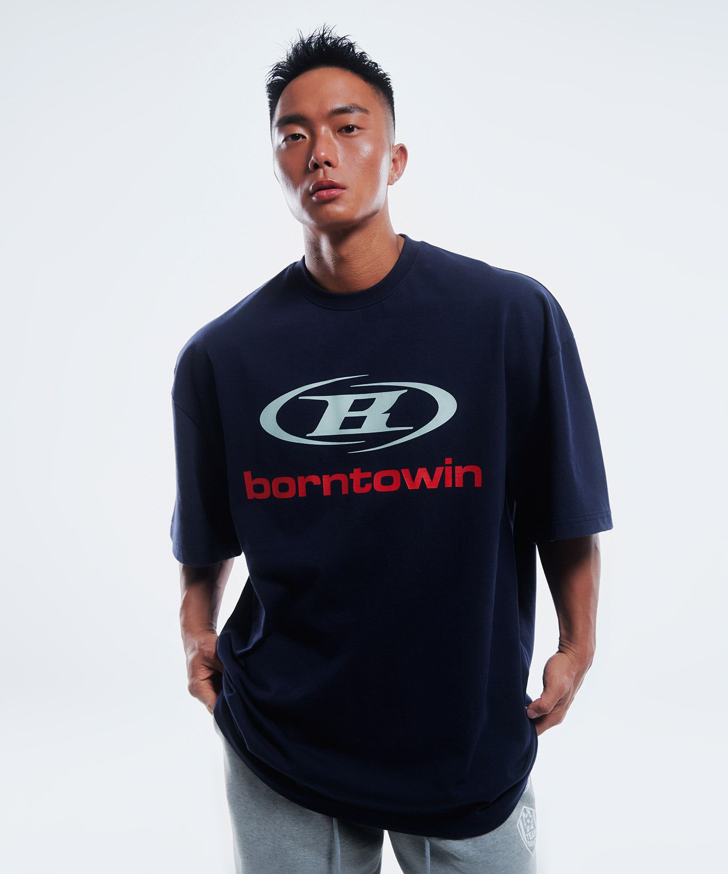 ★2024SS新作★BORN TO WIN★SYMBOL B LOGO TSHIRTS MUSINSA | BORN TO WIN SYMBOL B LOGO T-SHIRTS [NAVY]