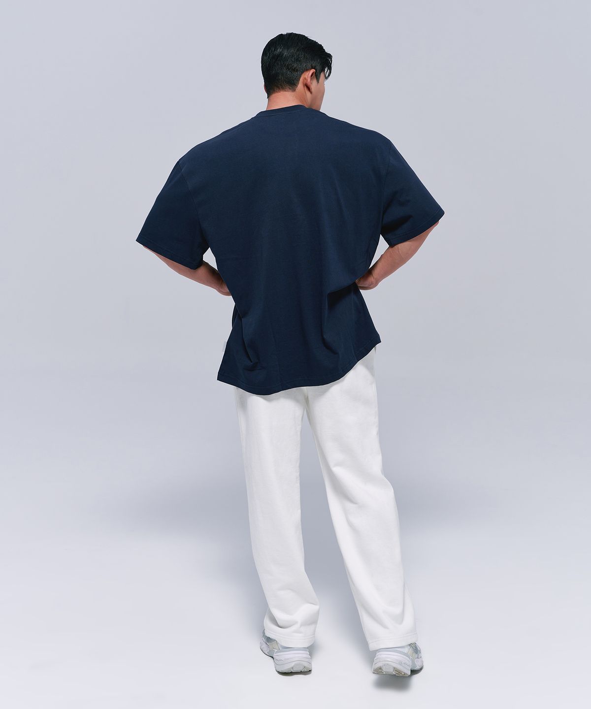 본투윈(BORN TO WIN) SYMBOL B LOGO T-SHIRTS [NAVY]