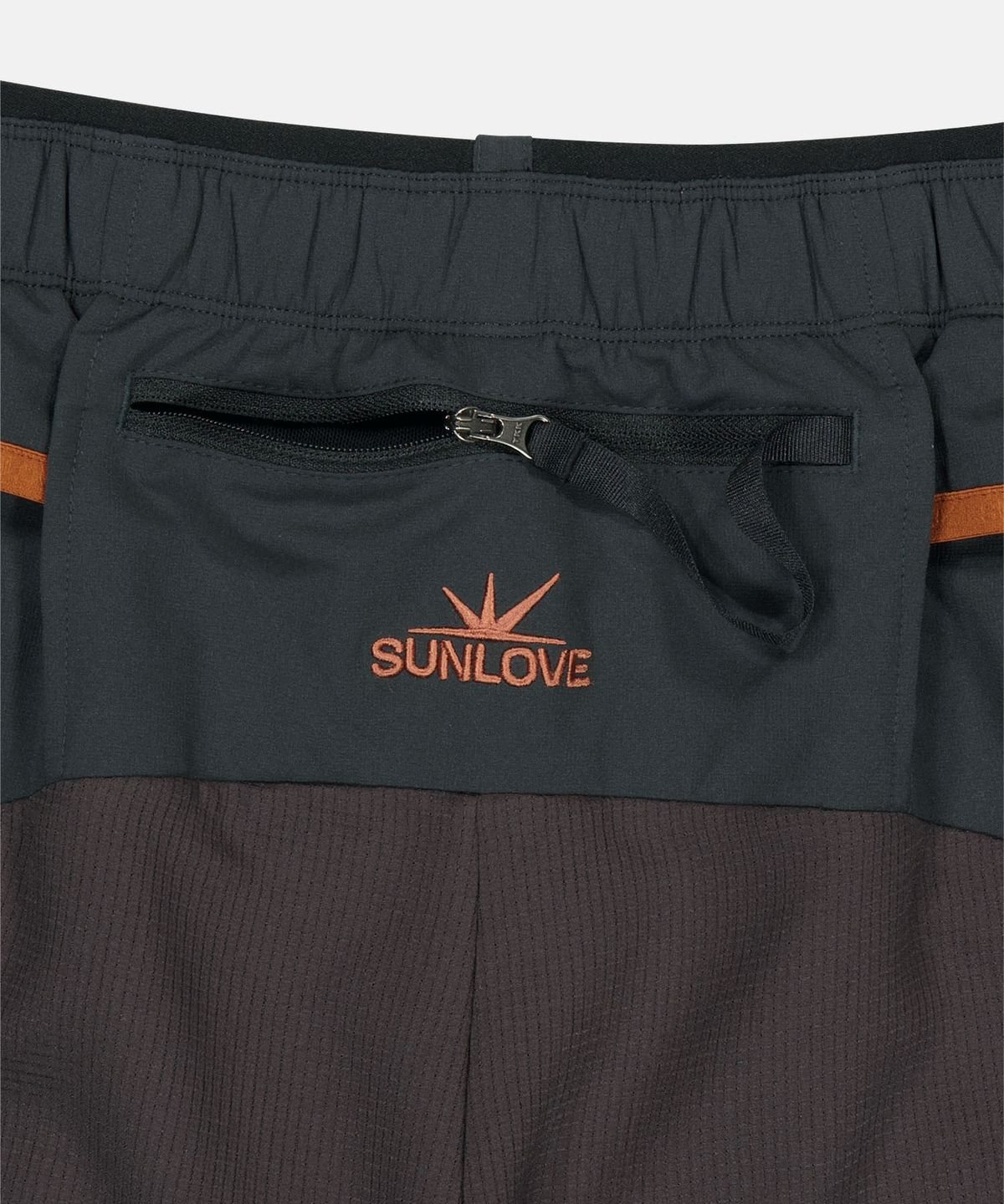 썬러브투어(SUNLOVETOUR) Pace-up Shorts Dark Green