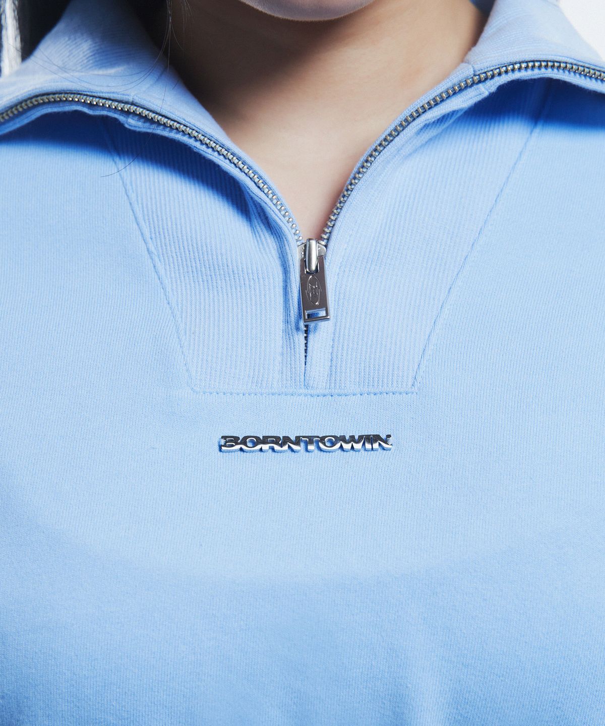 본투윈(BORN TO WIN) RIB MIX CROP HALF ZIP-UP [SKY BLUE]