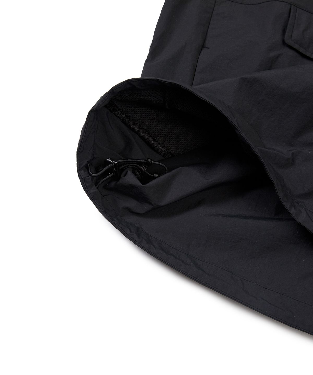 스노우피크 어패럴(SNOWPEAK APPAREL) 타슬란 여성 우븐 반팔 아노락 Black (S24MWLAN51)