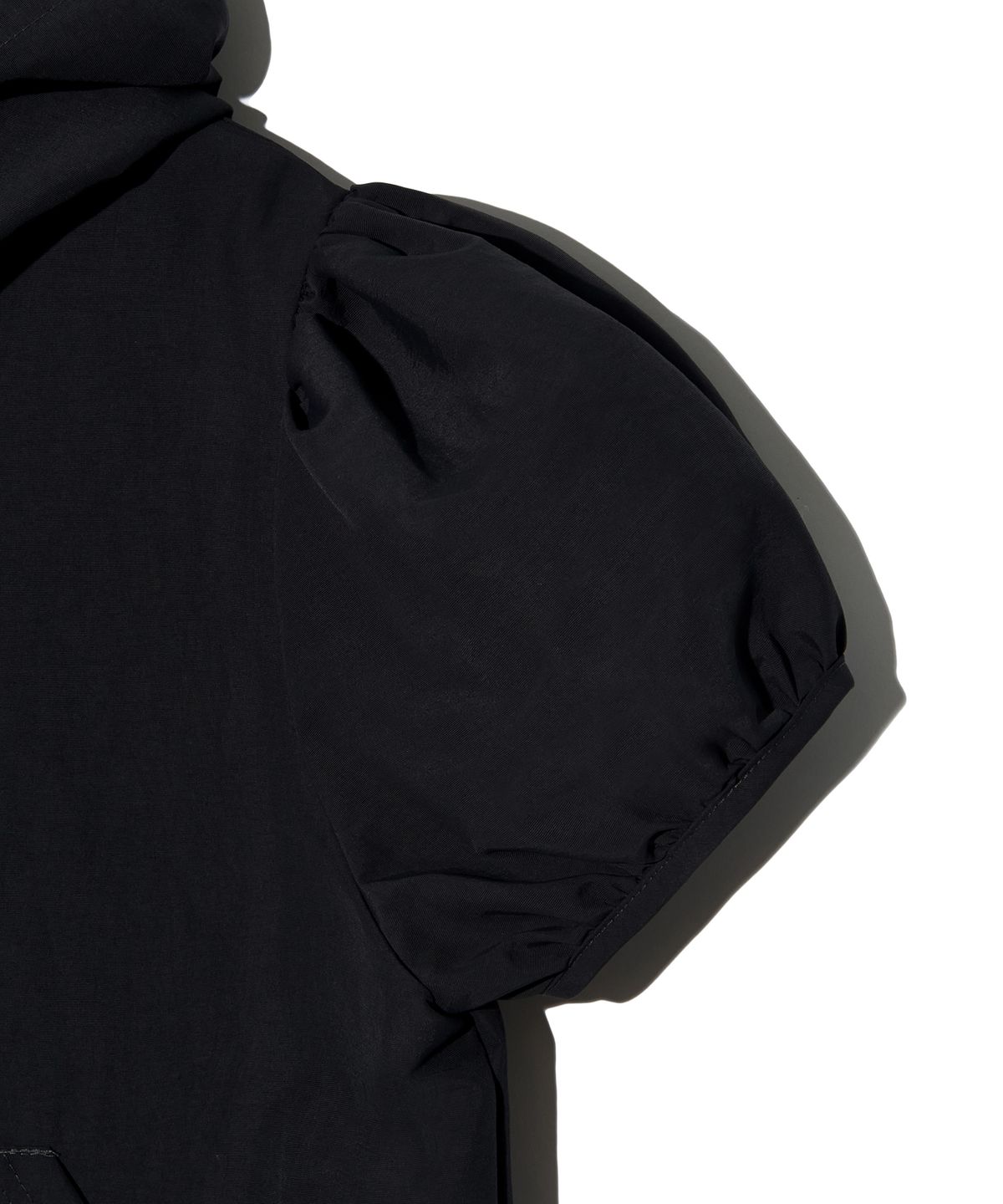 피스메이커(PIECE MAKER) NYLON PUFF SLEEVE HOODIE (BLACK)