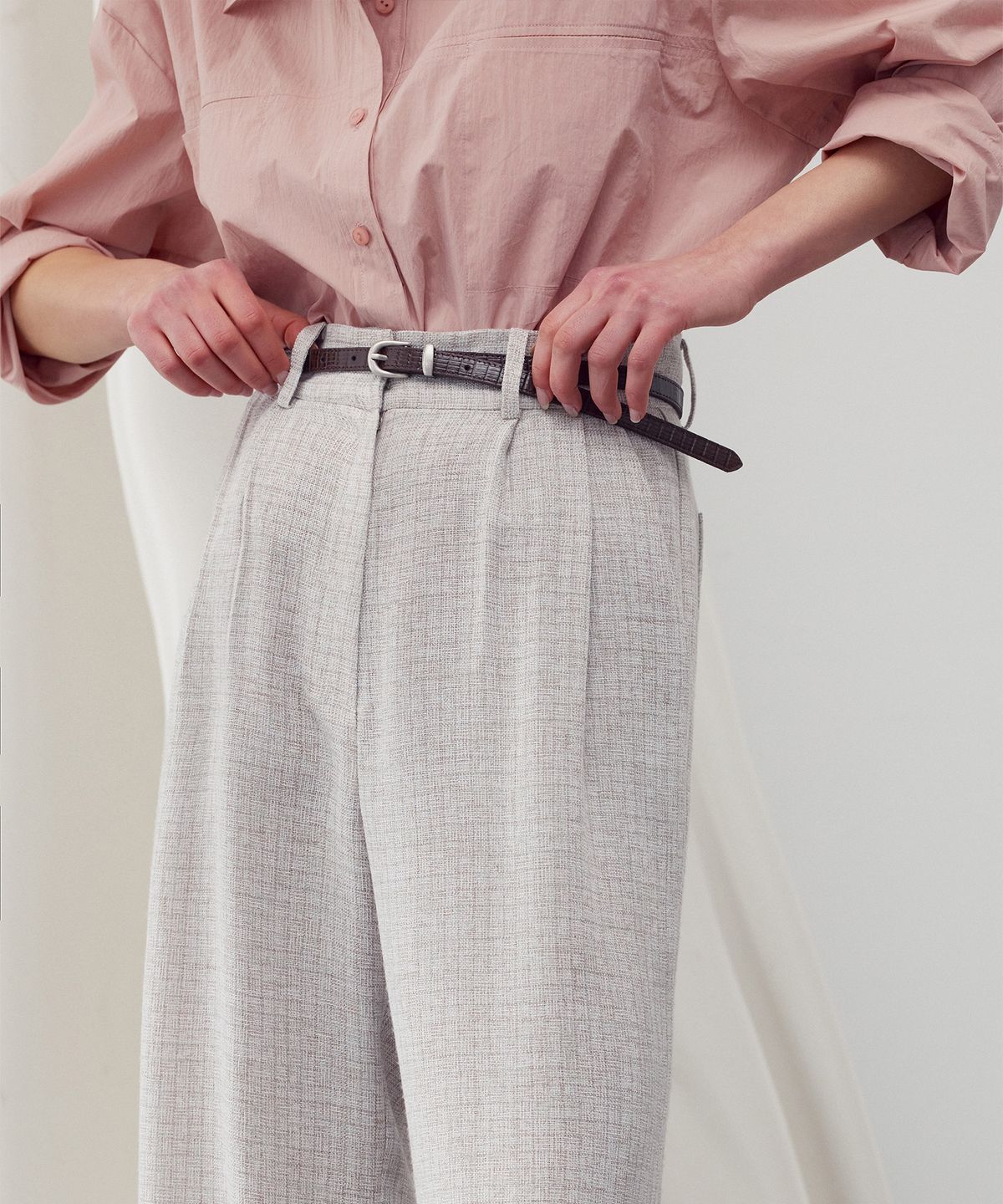 리이(RE RHEE) CRACKED-EFFECT LEATHER BELT BROWN