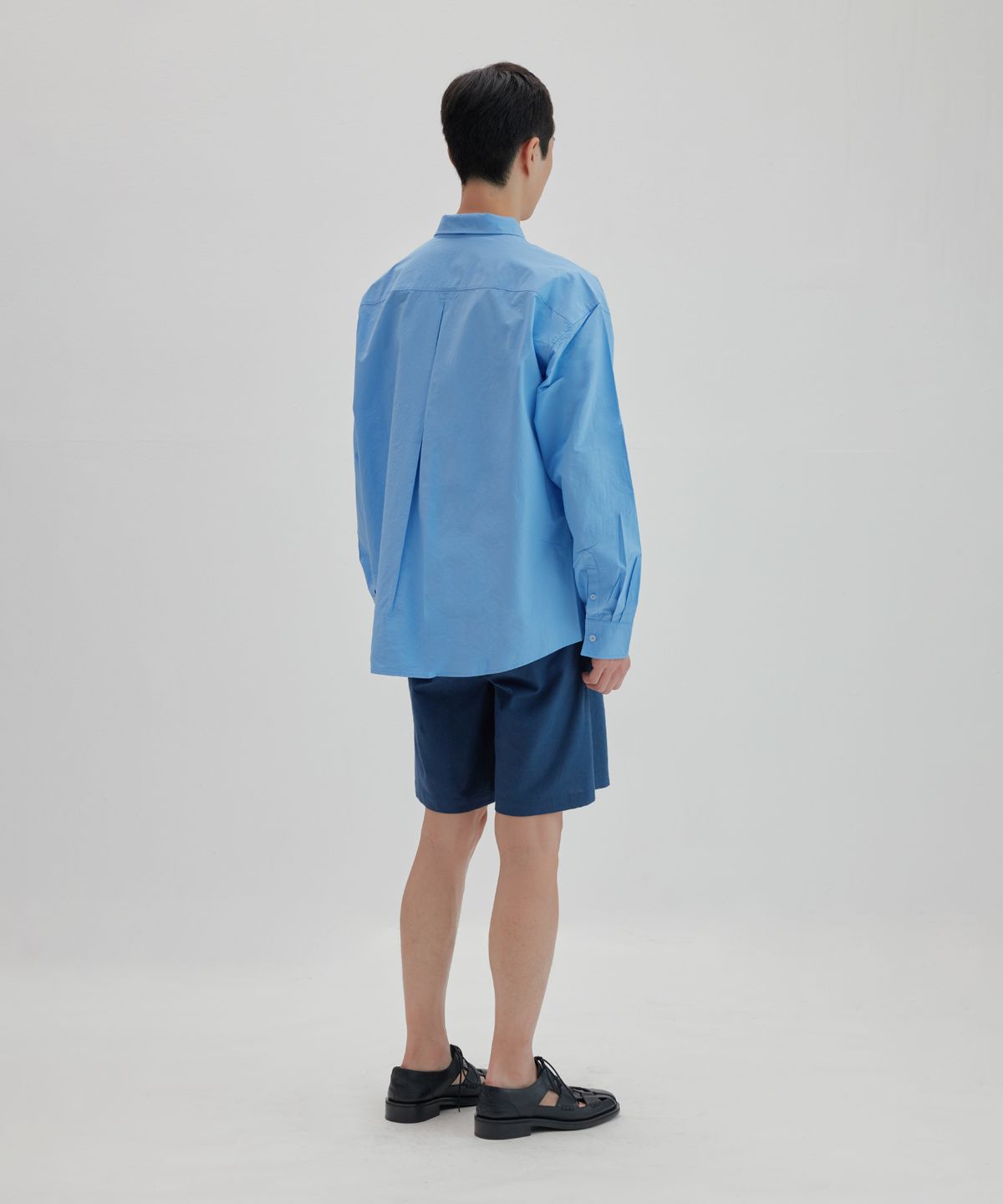 넌블랭크(NONBLANK) 와이드 핏 린넨 하프 팬츠_BLUE NAVY