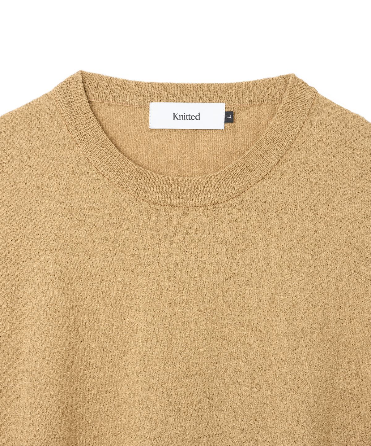 니티드(KNITTED) 쿨 썸머 에센셜 라운드 반팔 니트티 CAMEL