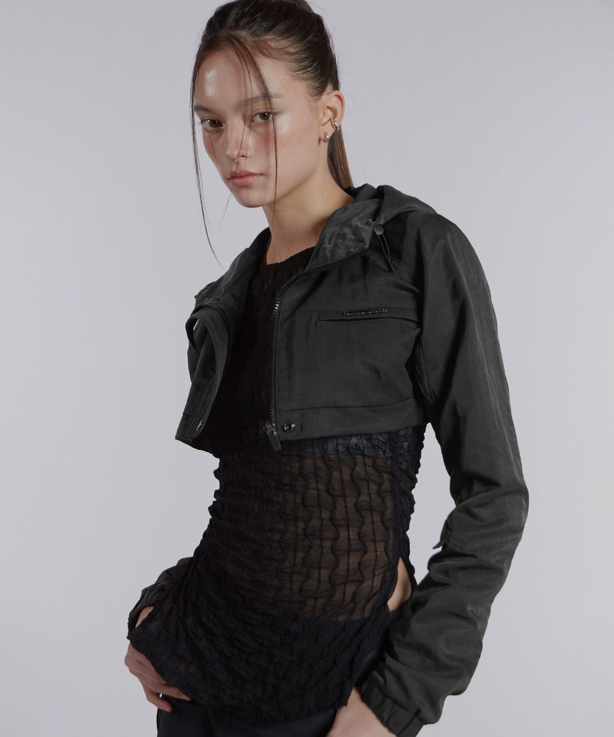 진주유즈(JINJUSE) SEETHROUGH LACE SLIT TOP[BLACK]