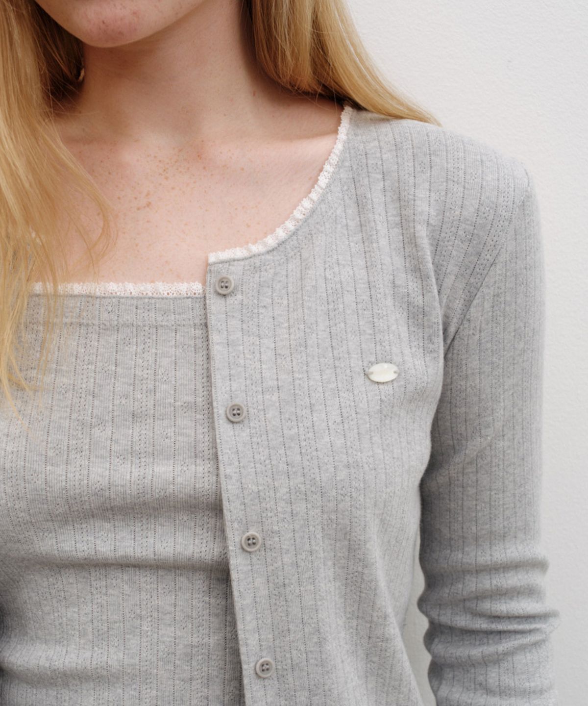 유라고(URAGO) Eyelet lace cardigan