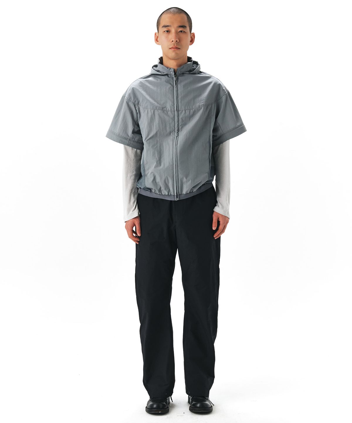이이(EE) DETACHABLE WINDBREAKER GREY