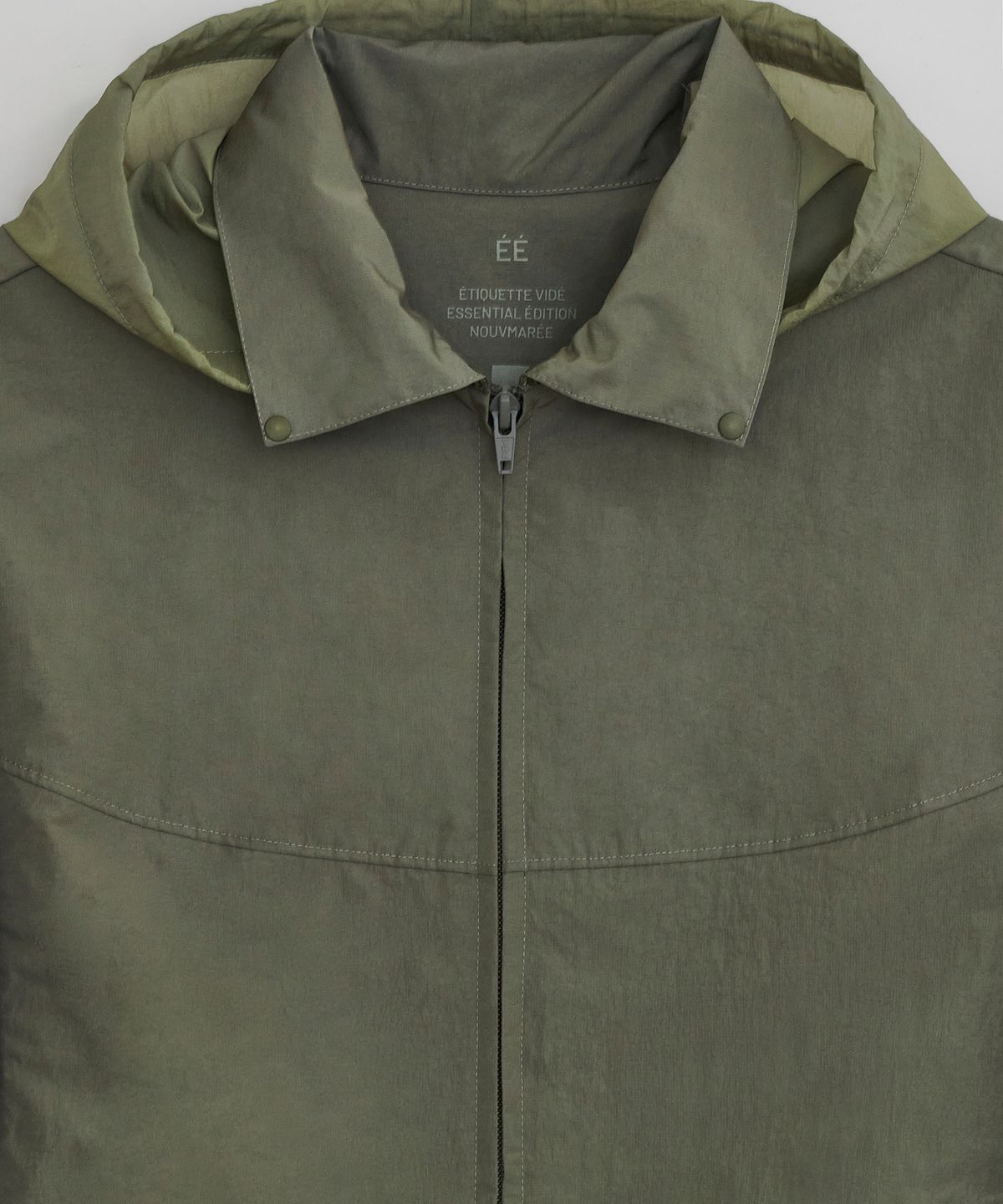 이이(EE) DETACHABLE WINDBREAKER OLIVE