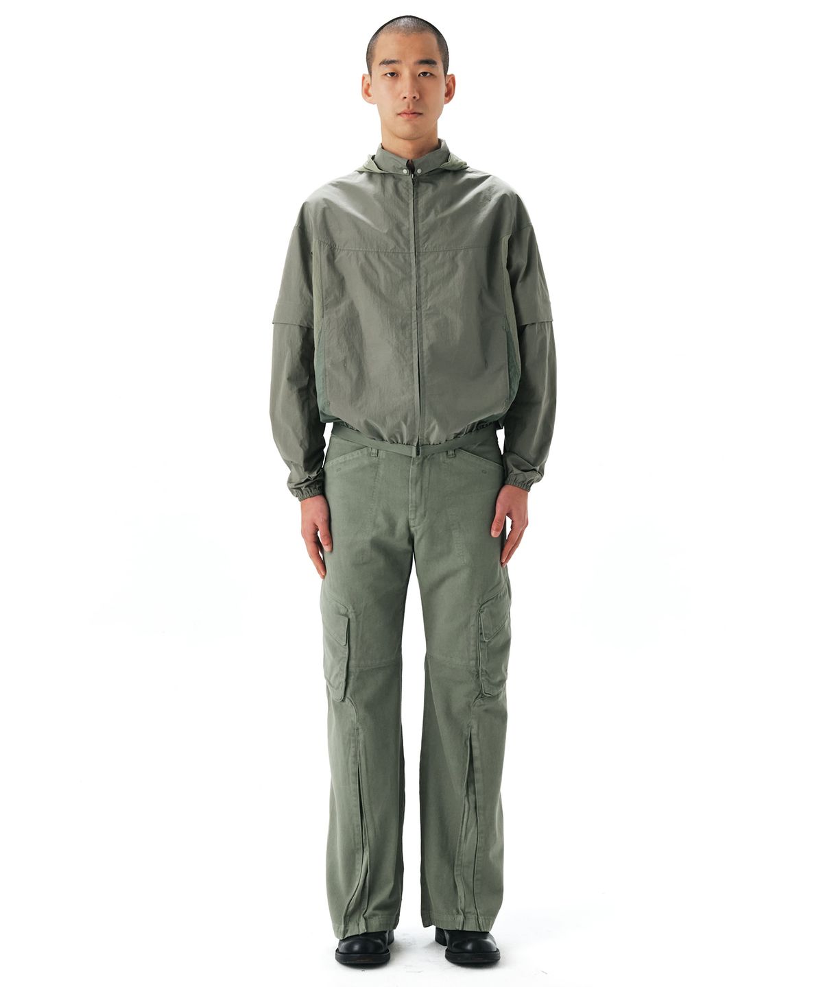 이이(EE) DETACHABLE WINDBREAKER OLIVE