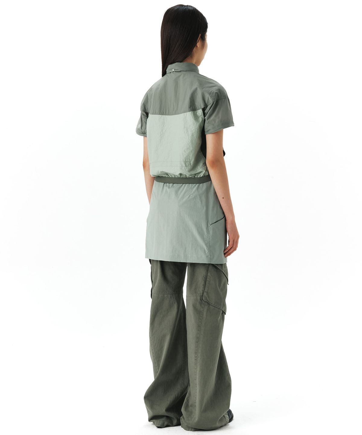 이이(EE) WOMENS DETACHABLE WINDBREAKER OLIVE