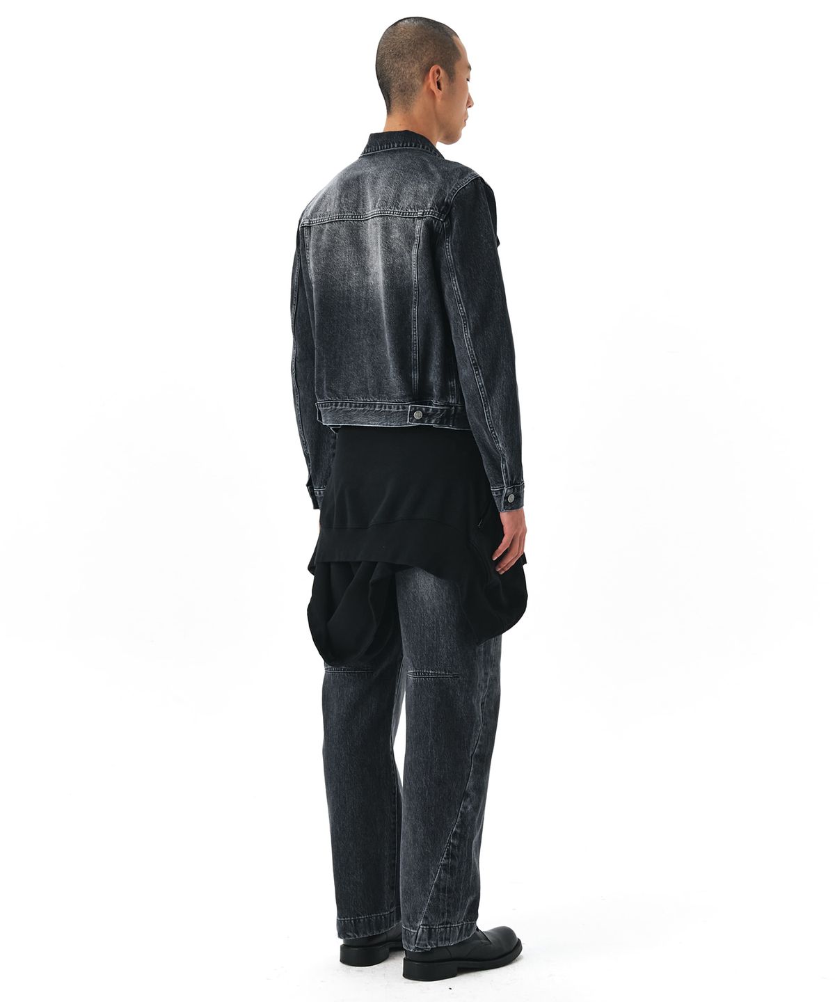 이이(EE) DENIM JACKET BLACK