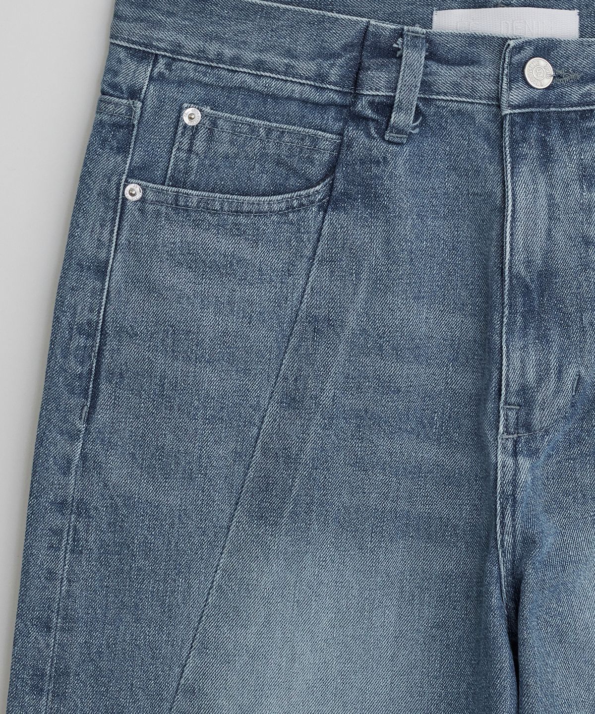 이이(EE) CURVED DENIM PANTS BLUE