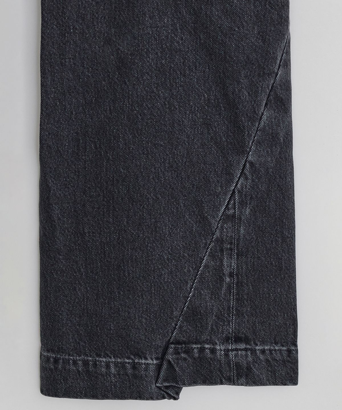 이이(EE) WOMENS CURVED DENIM PANTS BLACK