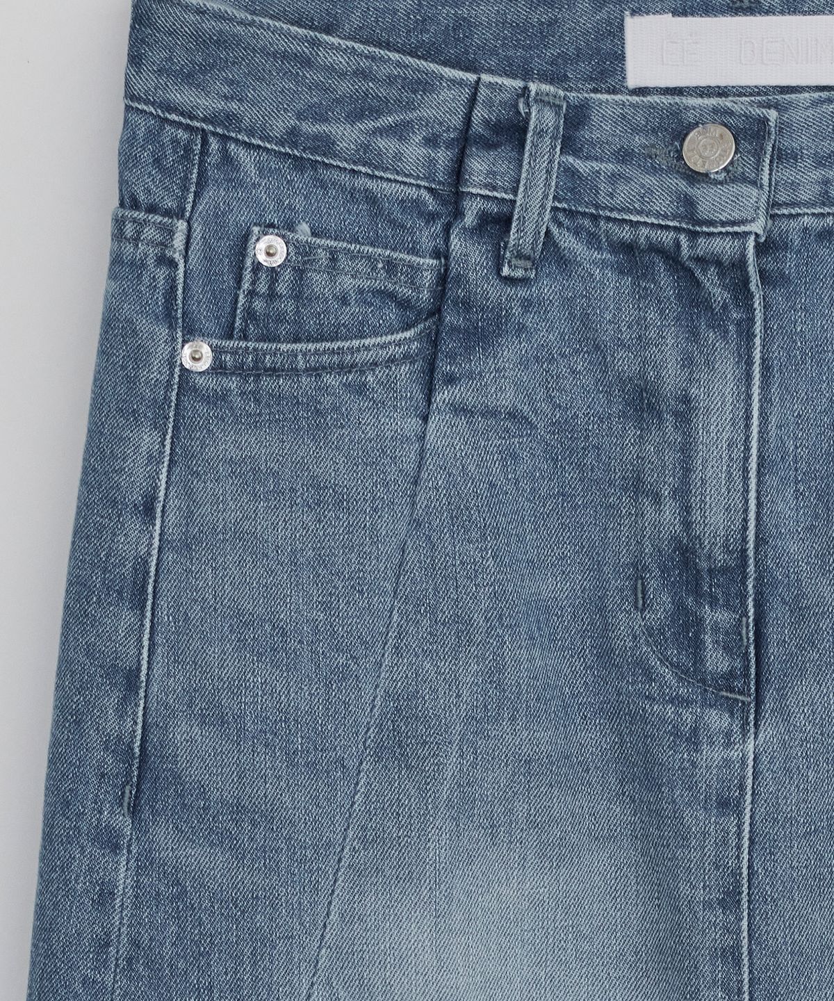 이이(EE) WOMENS CURVED DENIM SKIRTS BLUE