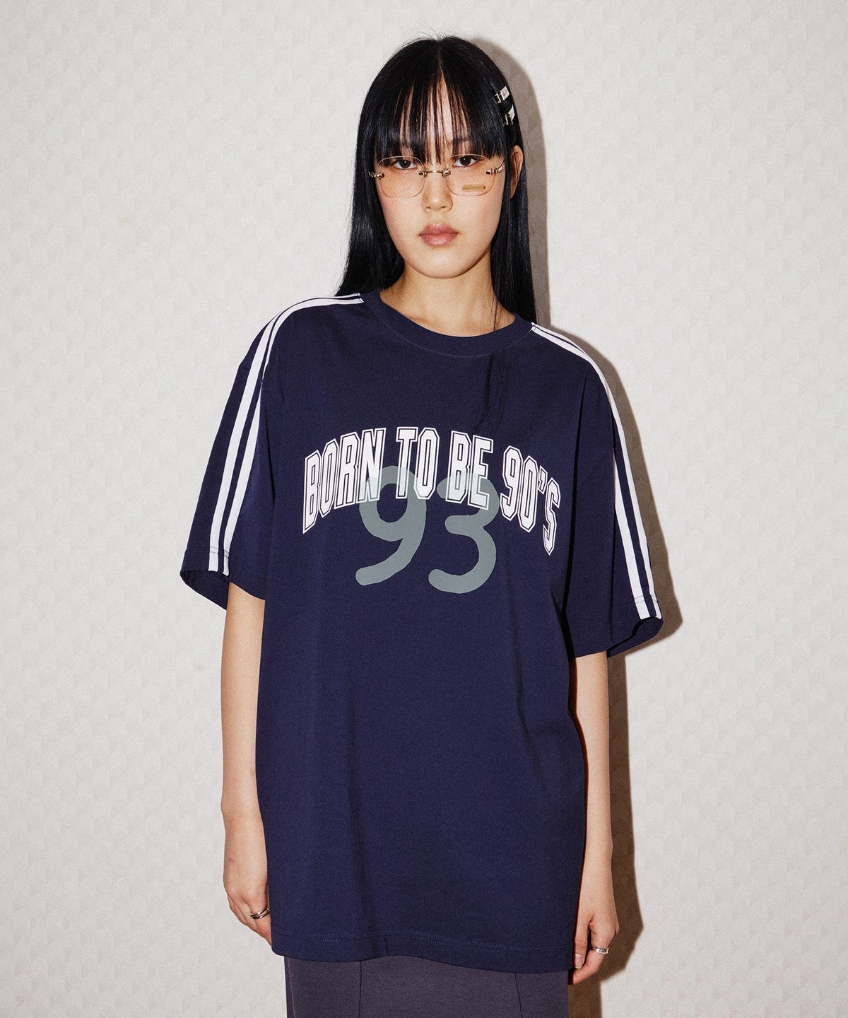 1993스튜디오(1993STUDIO) 90S 아치 트랙 티셔츠_네이비