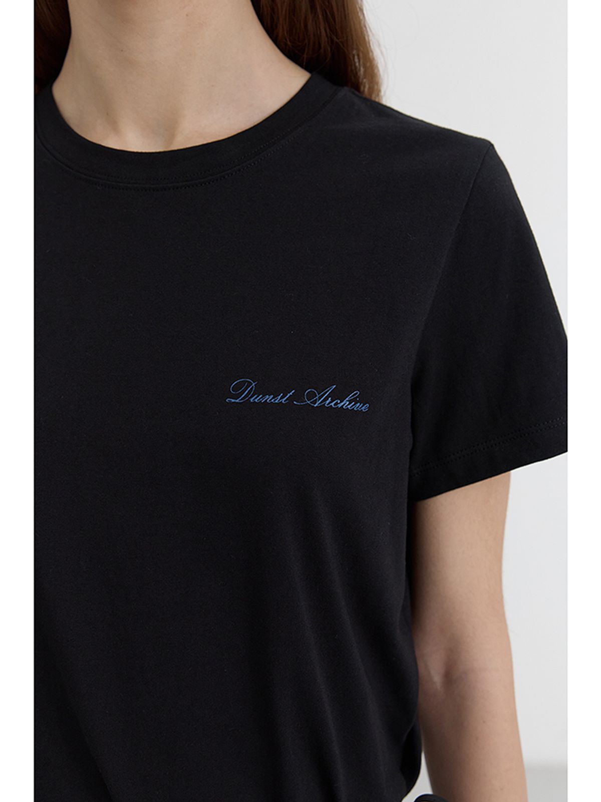 던스트(DUNST) ESSENTIAL LOGO T-SHIRT_UDTS5B227_BLACK