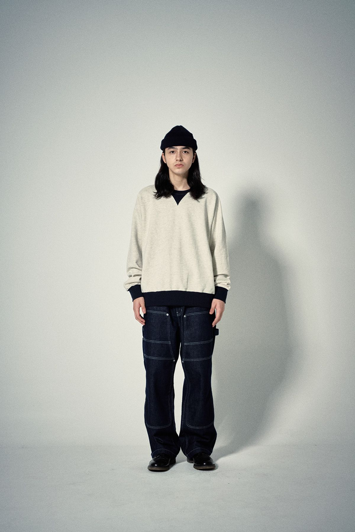 히즈핸더(HISHANDER) FREEDOM SLEEVE SWEAT SHIRTS [Light Melange Grey / Navy]
