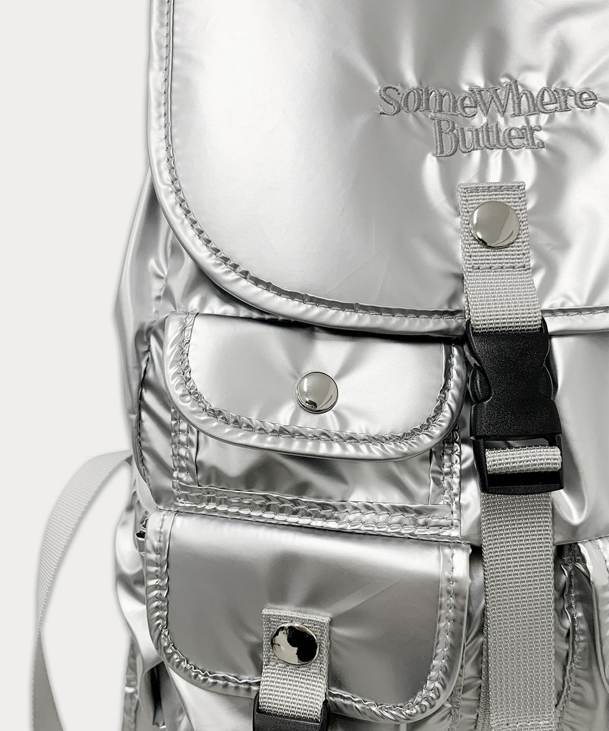 썸웨어버터(SOMEWHEREBUTTER) PP mini backpack - silver