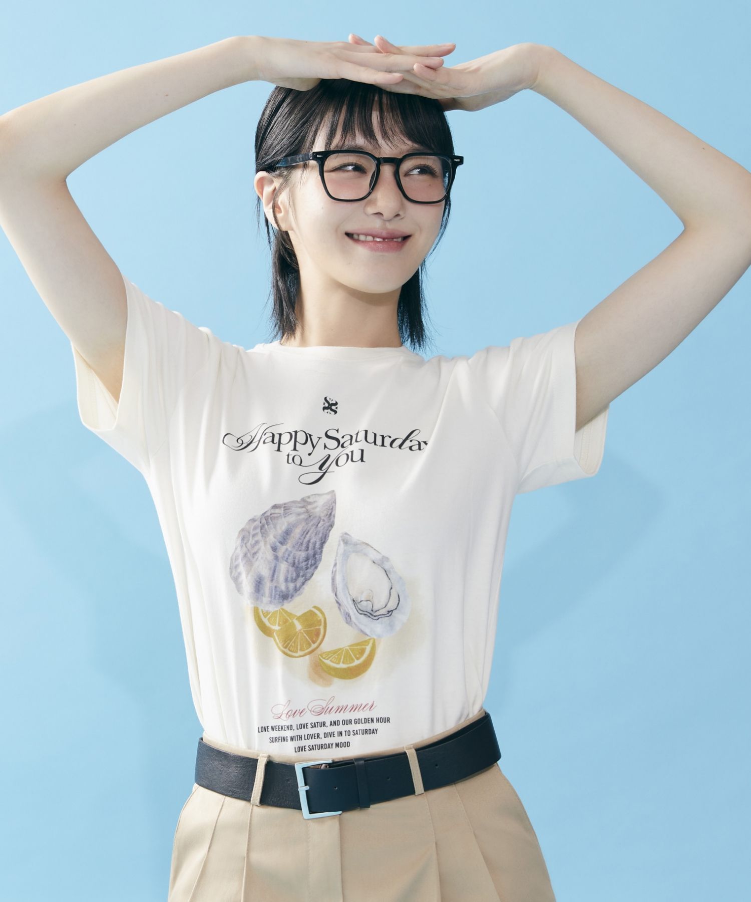 ★SATUR★ Oyster Graphic Short Sleeve T-Shirt Retro Ivory MUSINSA | SATUR Oyster Graphic Short-sleeved T-shirt Retro Ivory