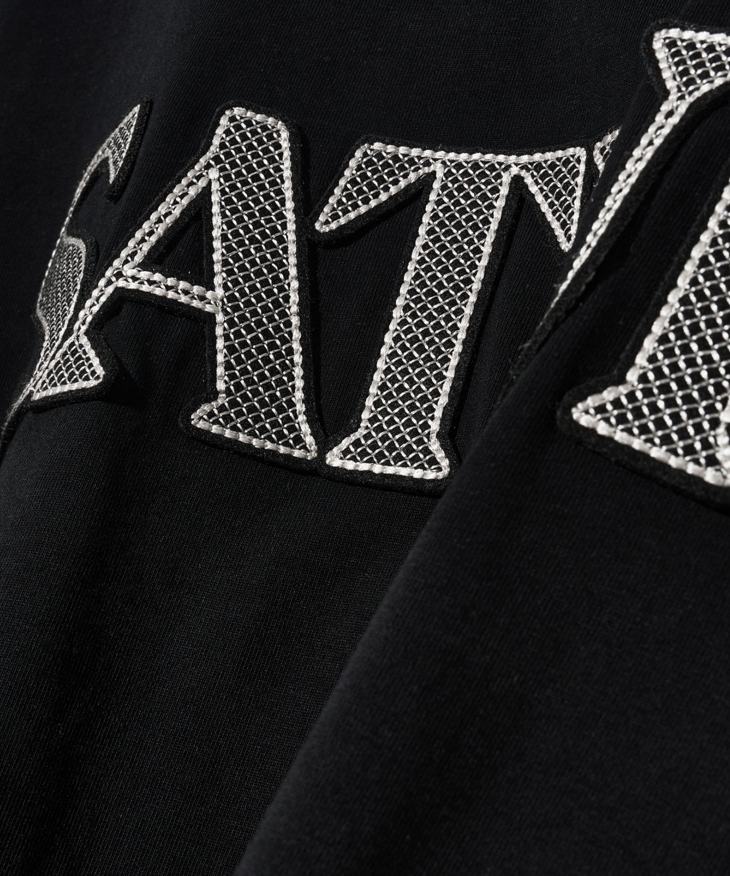 Tシャツ・カットソー SATUR Logo Cross Stitch Short Sleeve T-Shirt Classic Black MUSINSA | SATUR Logo Cross Stitch Short-Sleeved T-Shirt