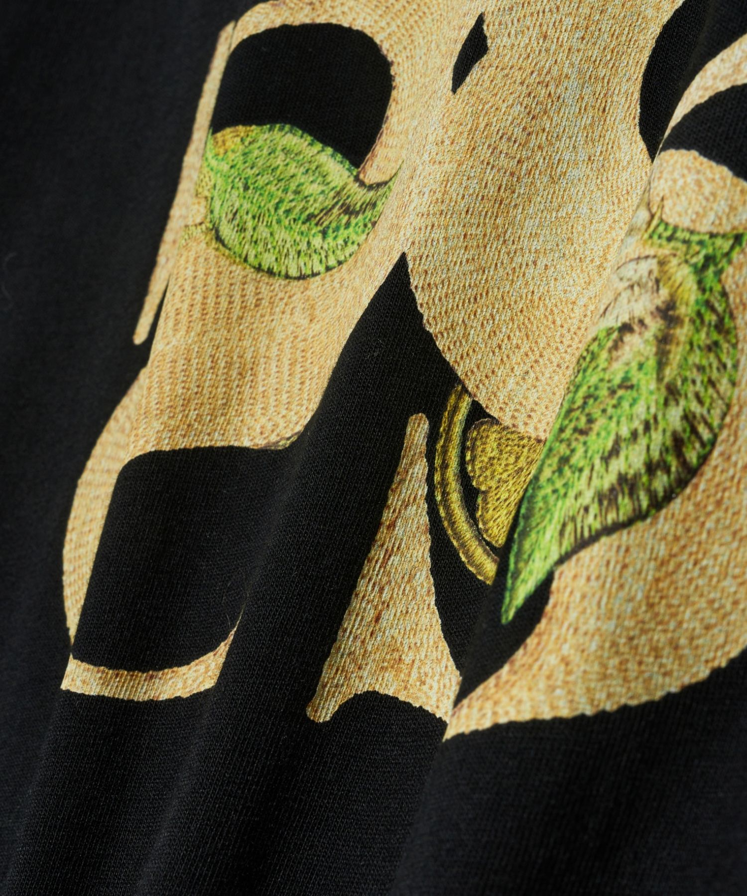 MUSINSA公式 | SATUR Apero Leaf Graphic Short Sleeve T-Shirt