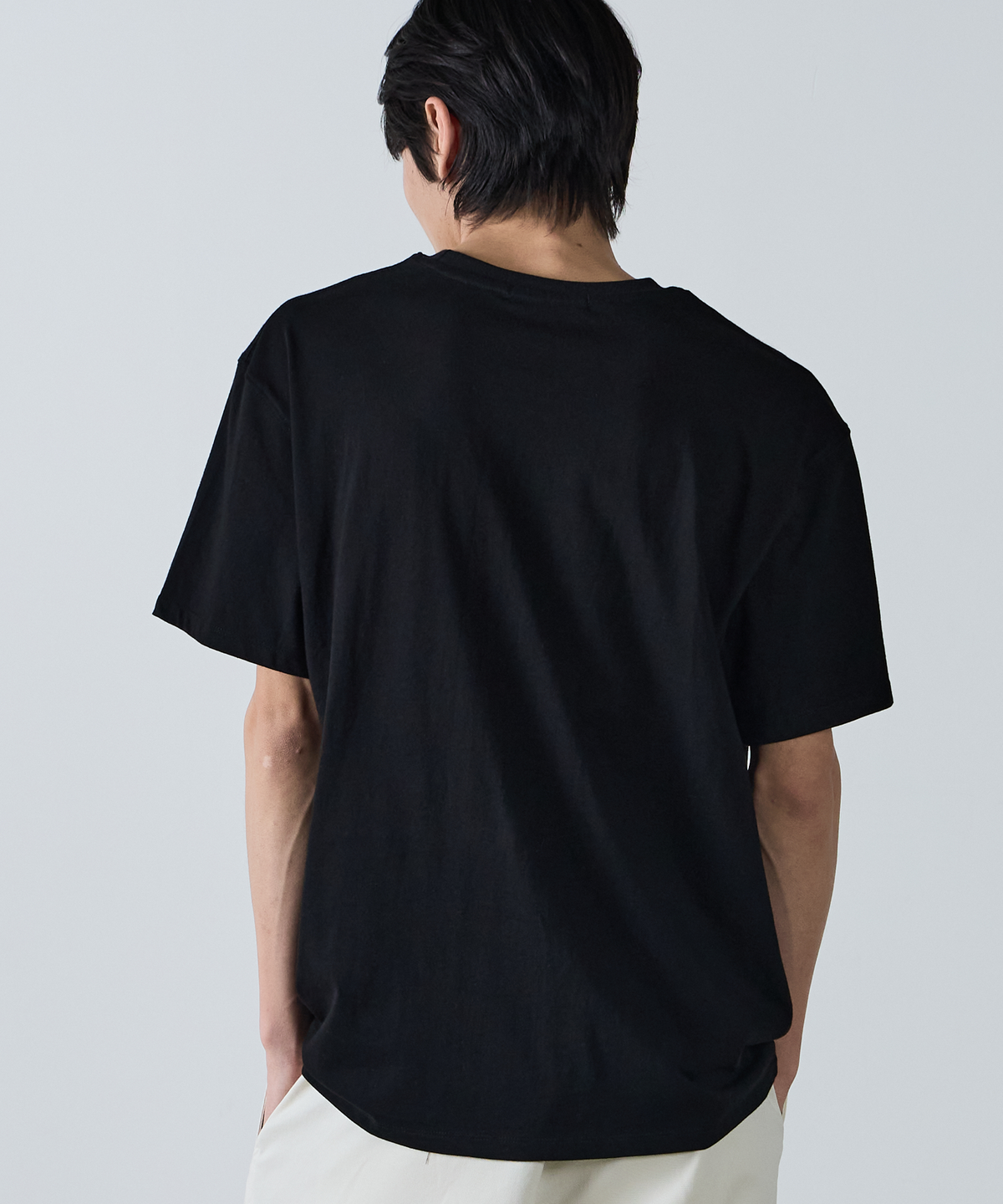 신앤리(SSIN AND LEE) 팝 레터링 티셔츠 블랙